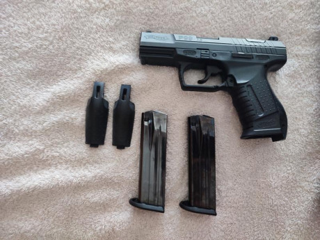 Se vende pistola muy bien cuidada, utilizada en alguna ocasión en galería. Arma muy fiable, no ha tenido 01