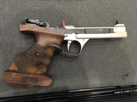 Buenas, por una lesión de mano, hace tres años que no utilizo esta pistola (he hecho las tiradas obligatorias 10