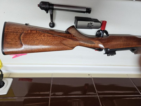 Rifle de cerrojo calibre 7x64 con bases Appel impecable, mejor que nuevo 1150 € envío aparte. 639224860 02