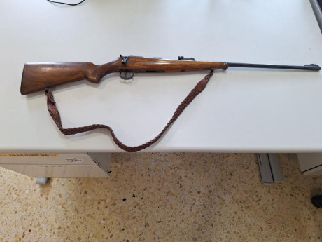 Hola
Vendo 2 carabinas por no usarlas....
Una de ellas en de la marca Winchester y la otra es Brno (Falta 00