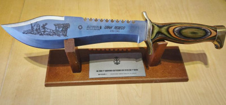 Hola,
En venta un Aitor Gran Rebeco, es una serie limitada de 240 unidades de las cuales ésta es la 230. 00