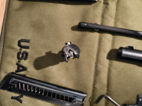 cambiaria adler m16 con visor Bushnell  ,2 cargadores (,no se venden sueltos)  llaves originales ,muy 01