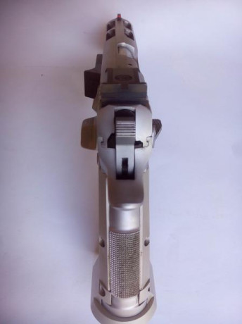 Hola. Vendo pistola marca Tanfoglio
Modelo Límited Custom HC
Calibre.  40 SW
Cañón poligonal bull barrel
 01