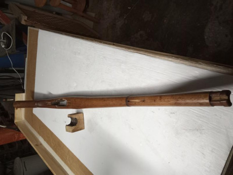 Buenas tardes, pongo en venta una culata de madera para rifle SMITH RUIN , modelo k31, está en Tarragona 10