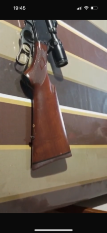 Vendo este rifle en Barcelona por dejar la caza no tendrá más de 20/30 disparos visor BUSHNELL  1.5-6x44 00