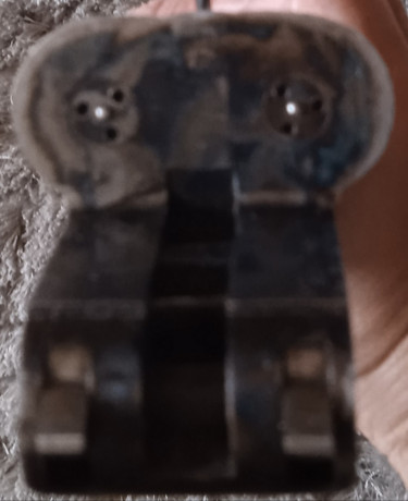 Hola. Como tengo dos exactamente iguales y nuevas, compradas hace menos de dos años en la misma armería, 11