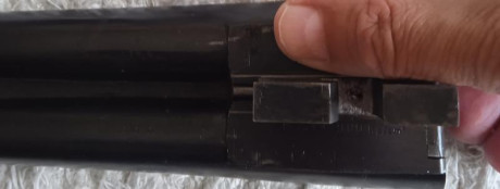 Hola. Como tengo dos exactamente iguales y nuevas, compradas hace menos de dos años en la misma armería, 21