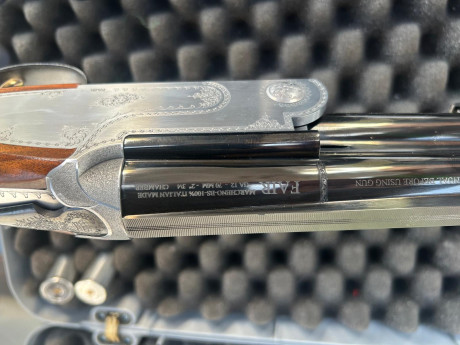 Cañon 76 y de 2y 1 estrllas escopeta de reestreno solo un cajon de cartuchos .pletinas enteras una belleza 20