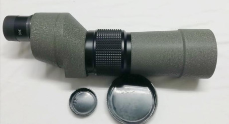 VENDO telescopio terrestre KOWA TS-9,
en excelentes condiciones. Es un instrumento óptico robusto y de 01