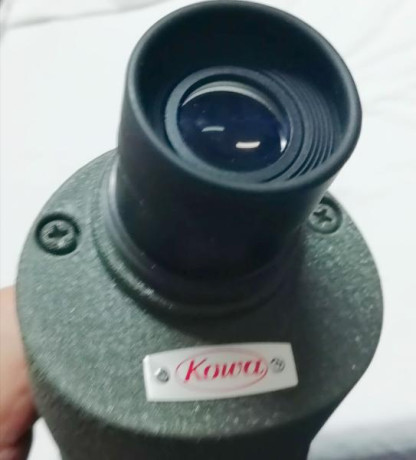 VENDO telescopio terrestre KOWA TS-9,
en excelentes condiciones. Es un instrumento óptico robusto y de 00