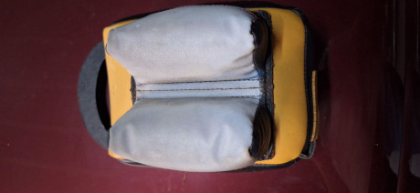 Se VENDE SAQUETE PROTEKTOR, espacio entre orejas 15mm. Se vende con la arena pesada,en total pesa mas 01