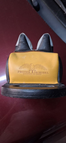 Se VENDE SAQUETE PROTEKTOR, espacio entre orejas 15mm. Se vende con la arena pesada,en total pesa mas 00