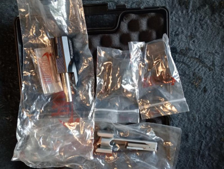 Vendo kit del 32 para una pardini sp22, como nuevo. Comprado hace un mes. 950€ 01