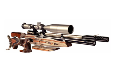 Pongo a la venta mi carabina de field target. Es una Air Arms FTP900. Es calibre 4,5 y con potencia de 10