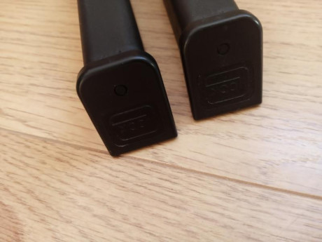 Vendo 2 CARGADORES GLOCK 17 Cal. 9x19

55€ los dos ,envío el ncluido 00