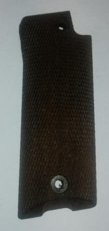 Dispongo de varias cachas originales que voy a ir poniendo en esta sección. Interesados enviar whatsapp 70