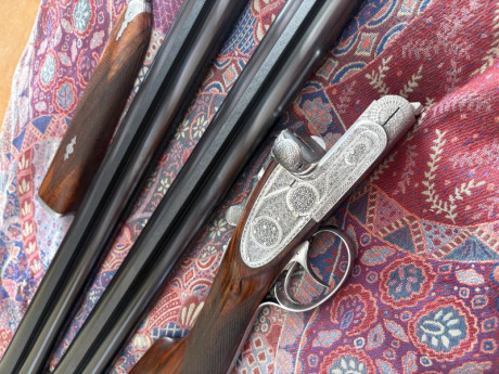 Escopeta Aguirre y Aranzabal, modelo 56, dos cañones 4y3 y 3y1, cañones de 70cm, culata a gatillo 37cm, 31
