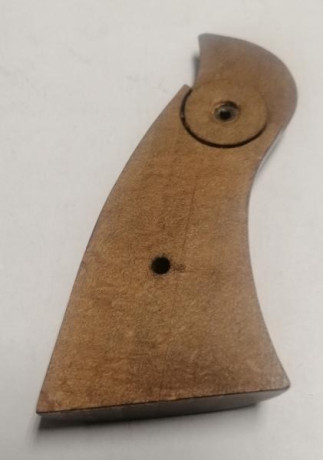 Dispongo de varias cachas originales que voy a ir poniendo en esta sección. Interesados enviar whatsapp 151