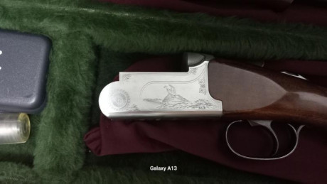 Escopeta monogatillo selector, expulsora, cañones de 71cm, es la versión Sporting, lleva 5 polichok , 01