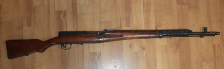 Un amigo vende un fusil Tokarev SVT-40, el arma esta en muy buen estado tanto estético como funcional, 00