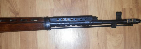 Un amigo vende un fusil Tokarev SVT-40, el arma esta en muy buen estado tanto estético como funcional, 41