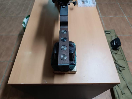 En venta carabina de hunting y de benchrest. Es una Steyr 110 hunting adaptada para realizar benchrest. 61