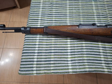 K98 cl 8x57
Captura yugoslava poco uso
Tiene varias águilas algunas medio borradas
Compre una base para 01