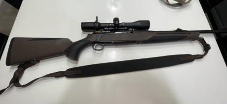 Buenas
Cambio estupendo Sauer 303
Sintetico y en perfecto estado
Calibre 8x57
Cañón de 51 cm
No se ha 01