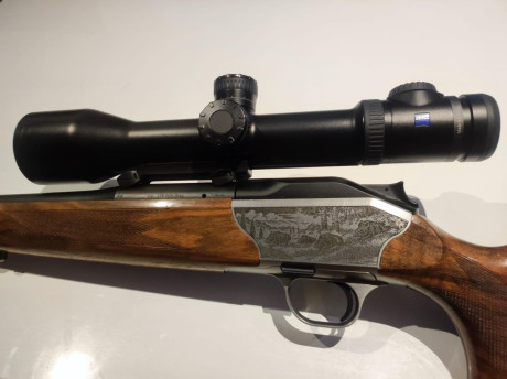 Se vende conjunto perfecto para la caza, Blaser R8 luxus en calibre 338 winchester magnum junto a un Zeis 02