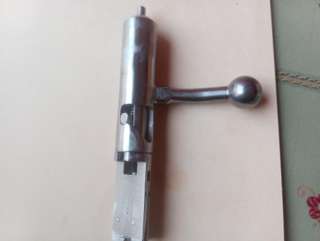 Hola al foro.Vendo carabina de la marca Vostok,con correa incluida la mejor que he tenido, no digo que 20