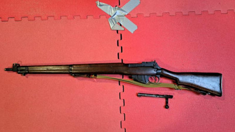 Rifle Enfield en calibre 303 british original
Lleva conmigo 35 años ,no ha disparado mas de 300 disparos 02