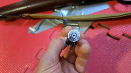 Rifle Enfield en calibre 303 british original
Lleva conmigo 35 años ,no ha disparado mas de 300 disparos 22