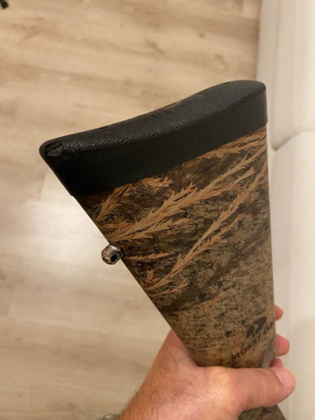 Hola vendo esta culata que tenia en mi remington 700 , esta en muy bien estado aparte un pequeno arranque 01