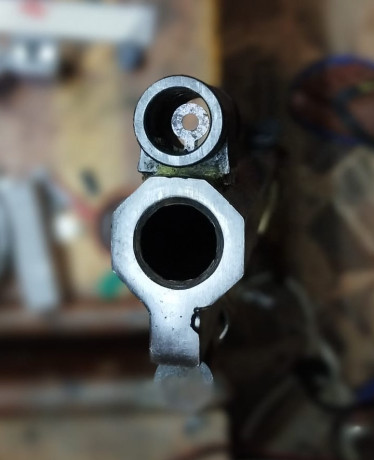 Vendo Carabina HAWKEN cal 50 Marca EX fabricado en España. 
Varios accesorios: 35 maxibalas y turquesa 40