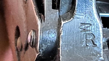 Rifle Enfield en calibre 303 british original
Lleva conmigo 35 años ,no ha disparado mas de 300 disparos 92