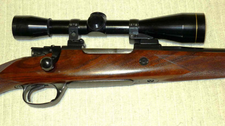 Vendo rifle Santa Barbara calibre .308 terminado por Diego Godoy, con culata de madera de nogal seleccionado 22