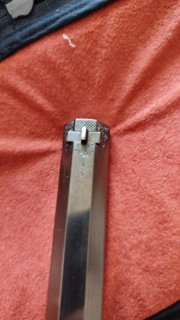 Hola:
En venta por falta de uso. Creo que la he usado una vez. La compré hace años a un compañero que 00