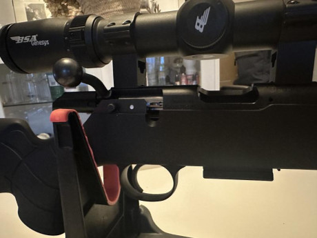 Venta de rifle cz 457( la nueva generación ) en 17hmr!!
 El rifle viene con correa , bipode, es un calibre 40