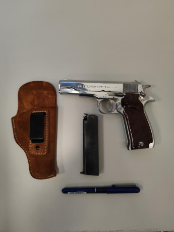 Hola a todos!!, con el permiso de los administradores.

Pongo en venta mi arma personal, se trata de un 01