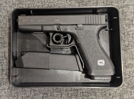 Que tal, vendo Glock 17 de segunda generación, en buen estado y con cargadores y caja originales. Se encuentra 02