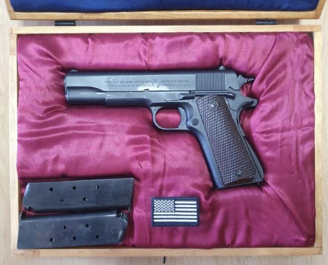 Hola a todos. Vendo esta caja para Colt 1911 o clones. Pido cincuenta ( 50 ) euros más portes. Gracias, 00
