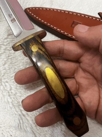 Vendo esta fantastica daga, de los 80 90, japonesa, hecha por encargo del FBI para sus agentes. Es una 30