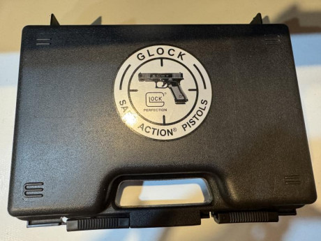Buenos días Glock 17 L ,480 euros transport incluido,un saludo 00