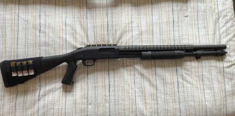 Mossberg corredera 590A1. Calibre 12/76.
Cañón 20" pesado. Acabado parkerizado. Porta bayoneta. Heat 02