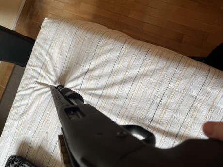 Mossberg corredera 590A1. Calibre 12/76.
Cañón 20" pesado. Acabado parkerizado. Porta bayoneta. Heat 12