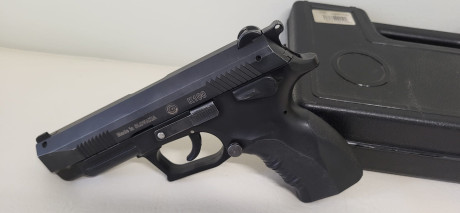 Pistola poco uso marca k100 precio 450+ envío se encuentra en intervención de armas de arganda del rey 01