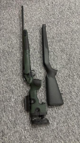 Cambio este Blaser R8 en calibre 375HH. Con magnapor y sin elementos de puntería. Perfecto estado, marcas 01