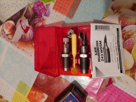 Vendo rifle Browning A-Bolt culata mimetizada de material sintético, recamarado para el cartucho 243 WSSM 141