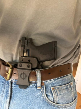 Saludos foreros,

Vendo Smith & Wesson modelo M&P Compact en calibre 9x19.

Guiada en A, se encuentra 12