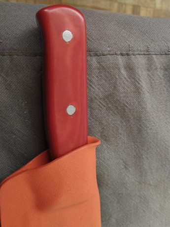 Artesano Manuel De La Torre Acero 420Mova, cachas G10 95€. 21